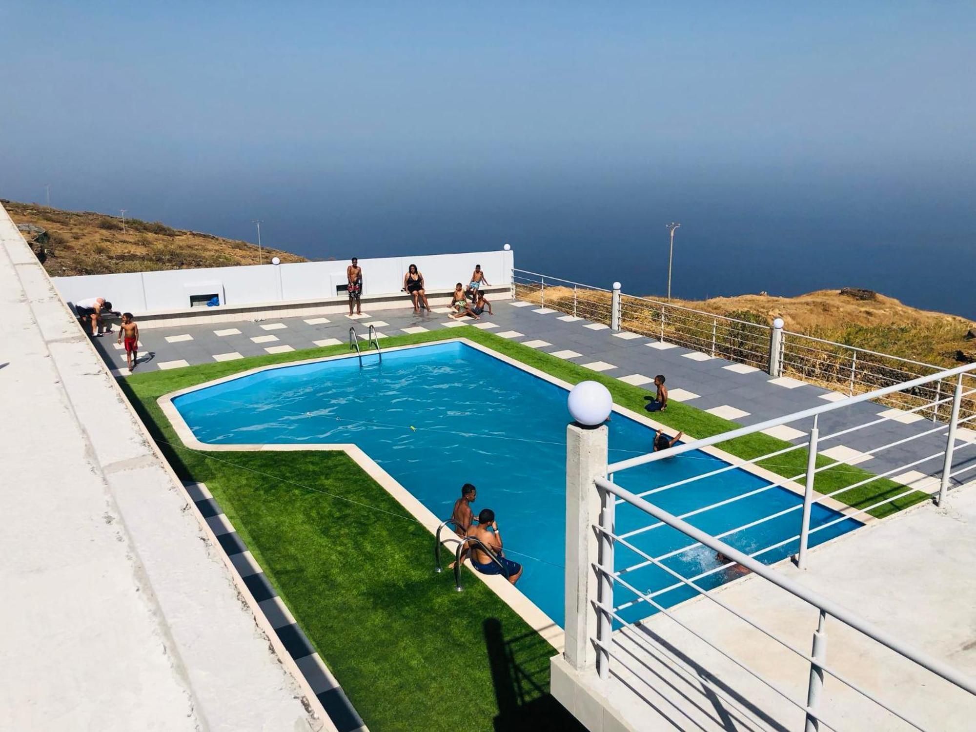 Edificio Cosec Hotel Cova Figueira Dış mekan fotoğraf